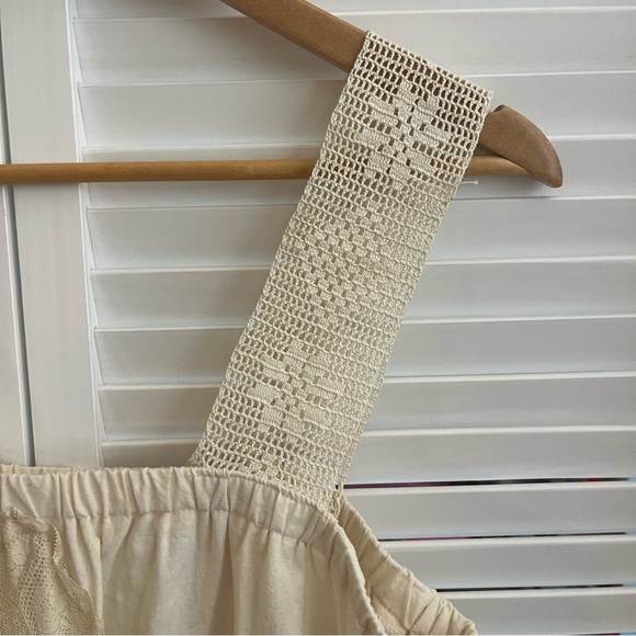 Vintage Lace Tank - Picture 3 of 10